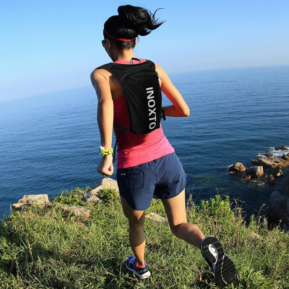 INOXTO Sac d'hydratation léger 5L Randonnée Marathon Cycliste Alpinisme