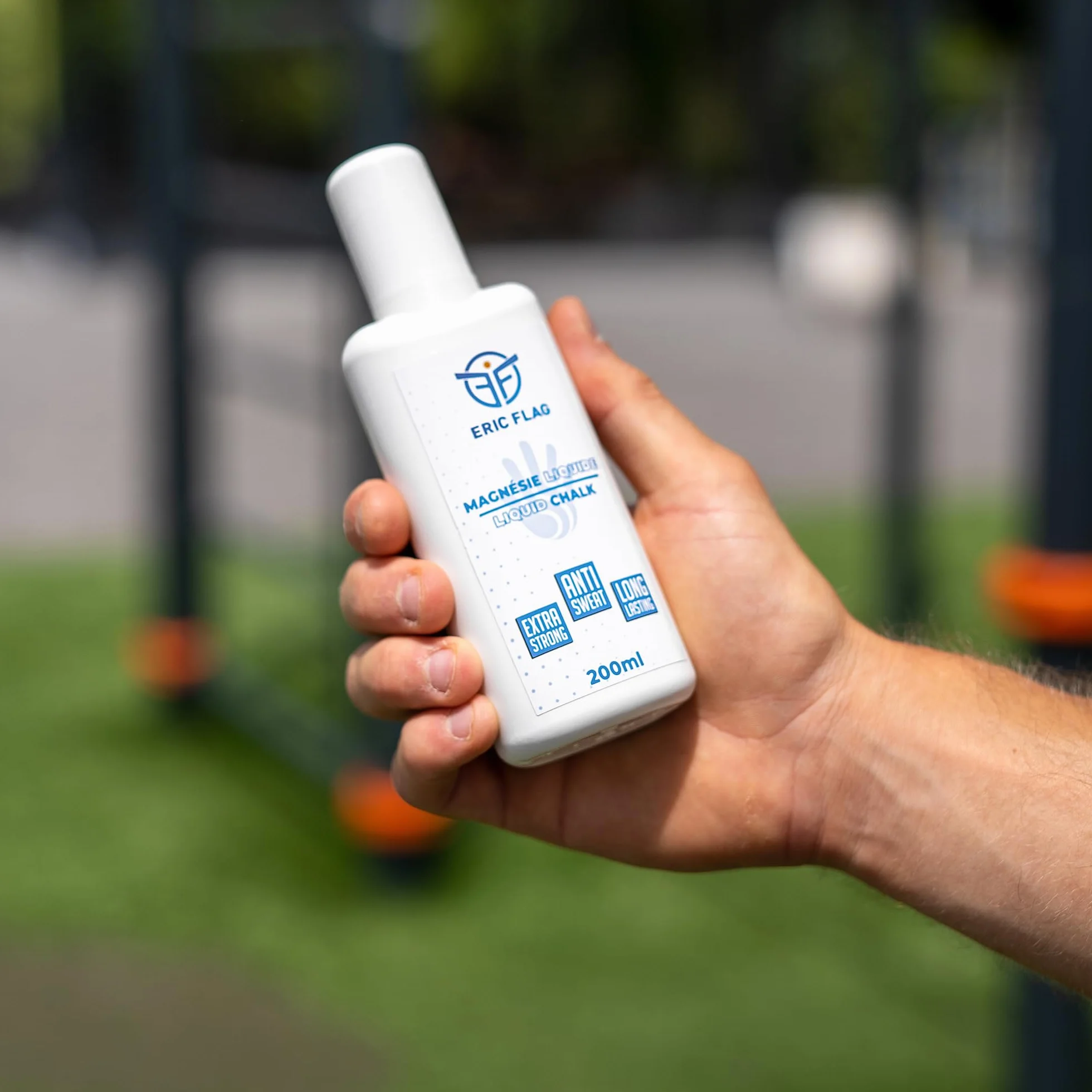 Eric Flag Magnésie Liquide 200ml - Craie Liquide Grip Puissant Mains Sèches Séchage Rapide Calisthenics Escalade Crossfit