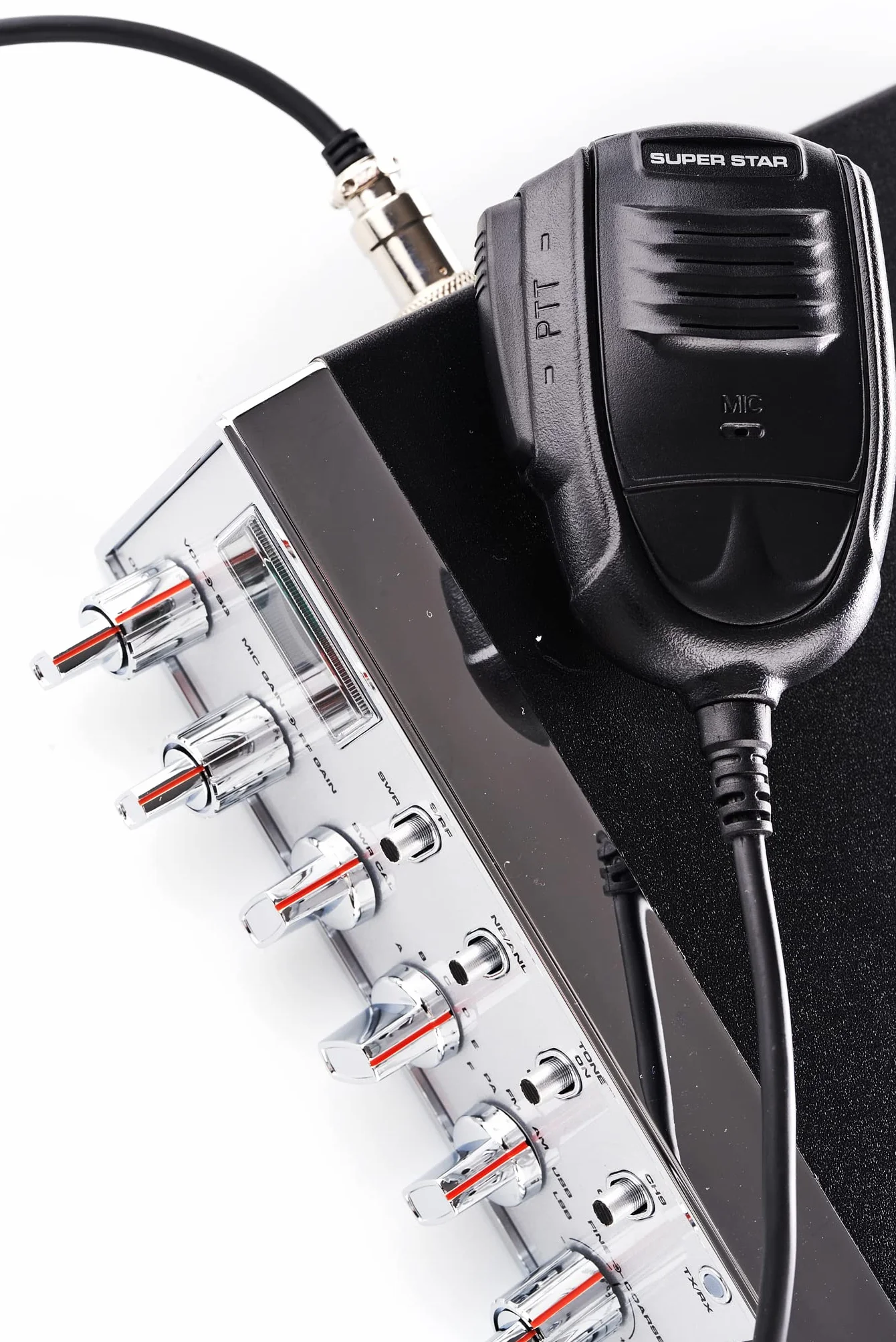 Super Star 3900 Émetteur-Récepteur Mobile CB 27 MHz AM/FM/USB/LSB, 12W SSB, Noir et Argent