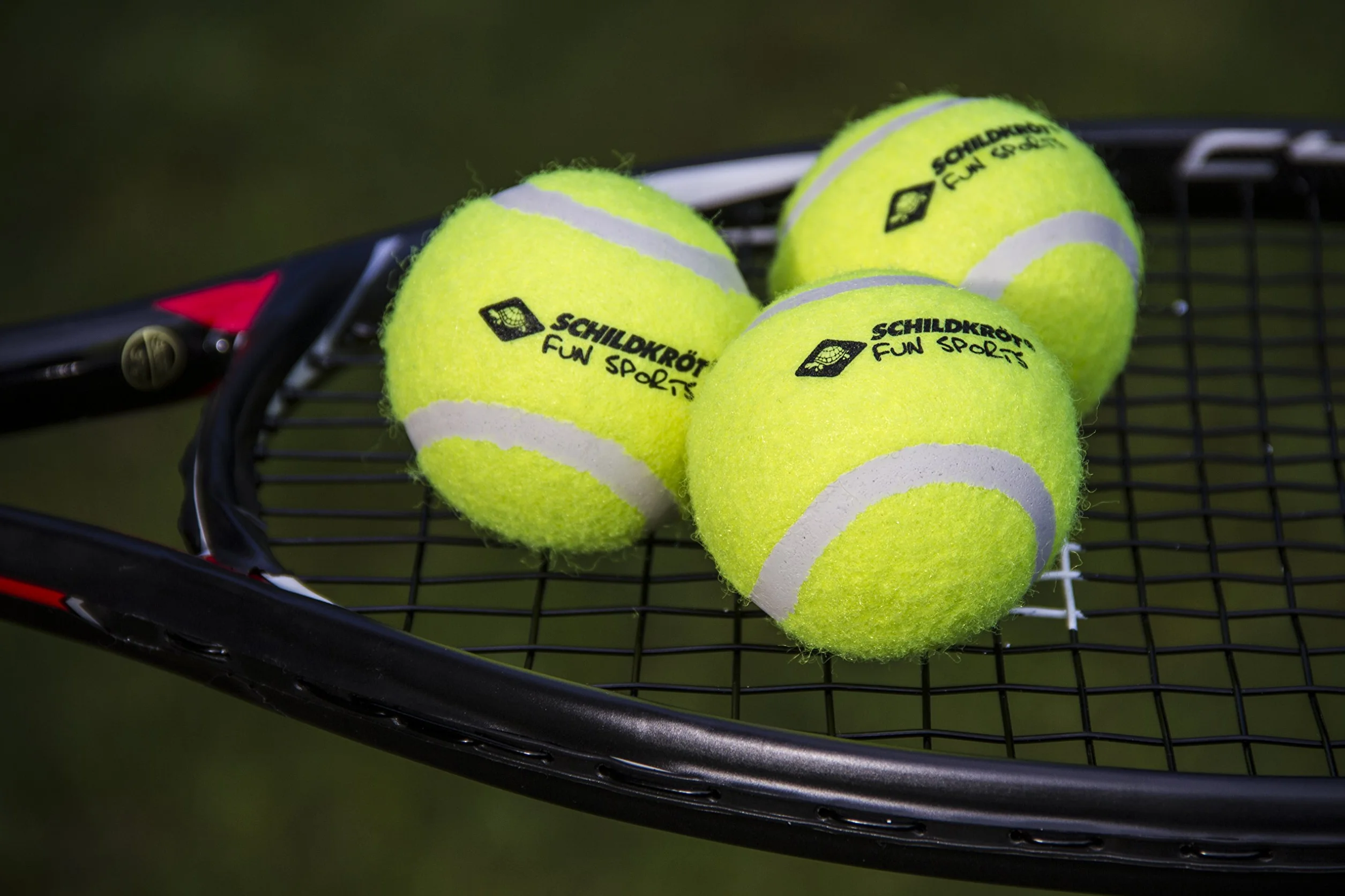 Schildkröt Recreational Tennis Balls Pack of 3 Pressureless Yellow Felt