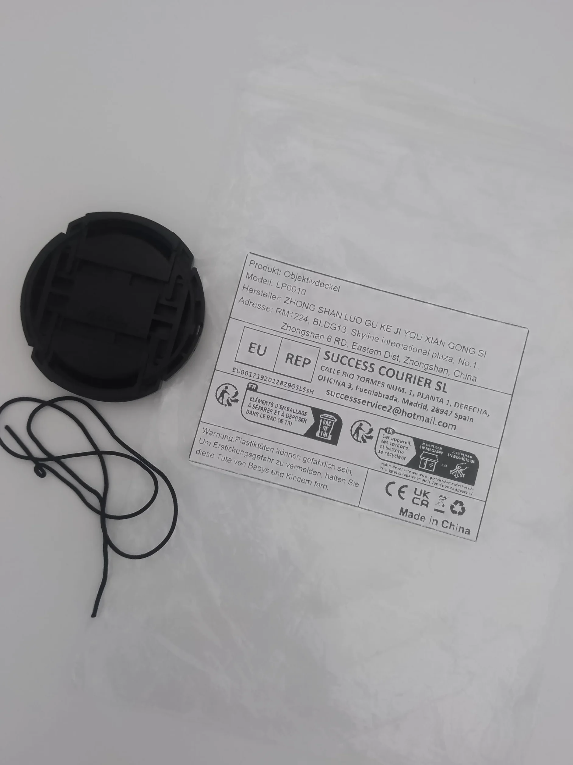 Camera Lens Cap, Ø 46 mm in Diameter, Clip Protection Cap, Compatible with Nikon, Canon, Sony, Sigma, Tamron, Olympus, Fujifilm, Universal Camera Cover