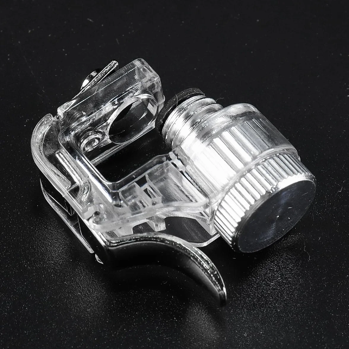 1 paire de manettes de jeu mobiles avec vis réglable pour téléphone portable PUBG