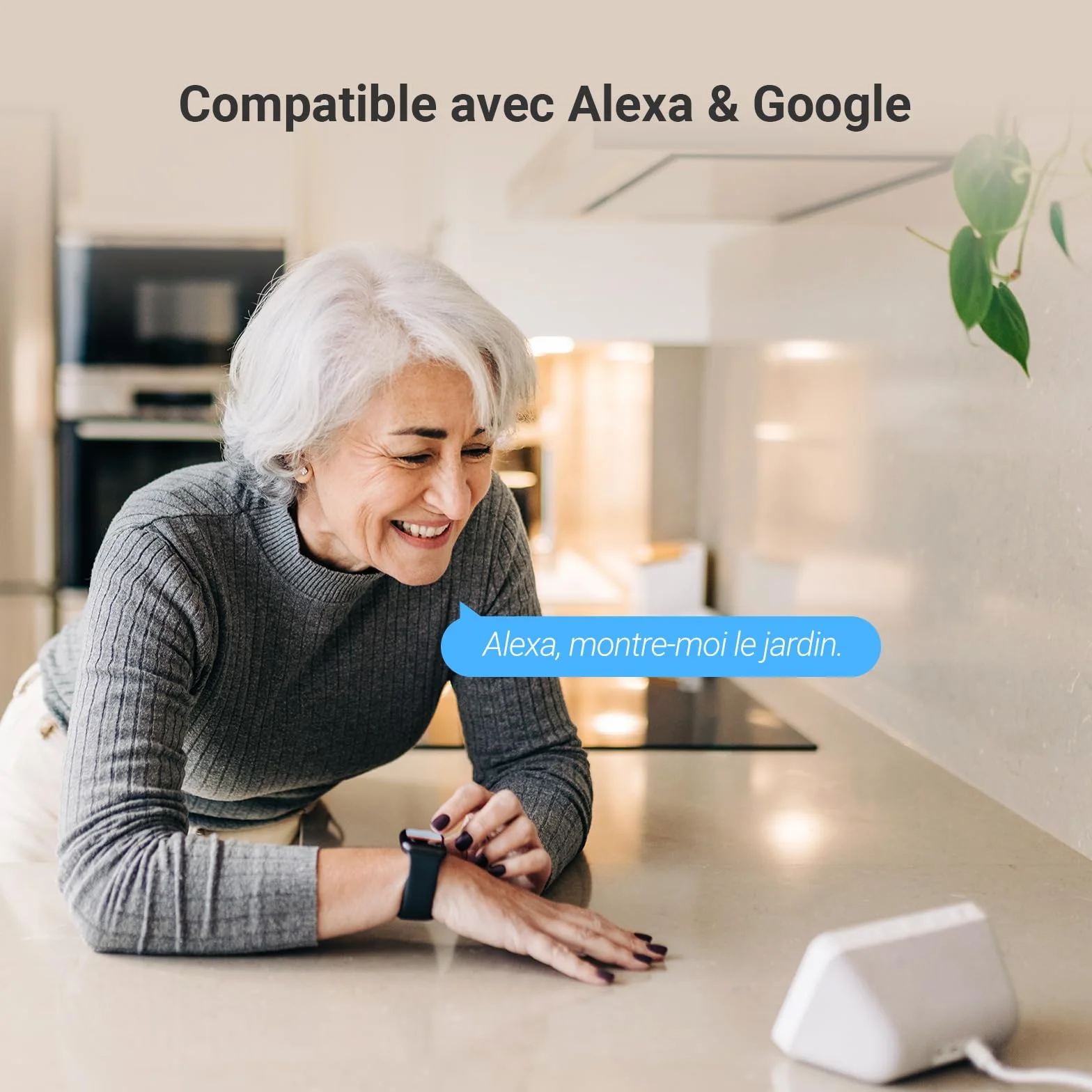 EZVIZ 2K Caméra Surveillance WiFi Extérieure sans Fil avec Panneau Solaire, AOV, Détection de Forme Humain/Véhicule, Vision Nocturne Couleur, Audio Bidirectionnel, Défense Active, IP66, CB3 Kit
