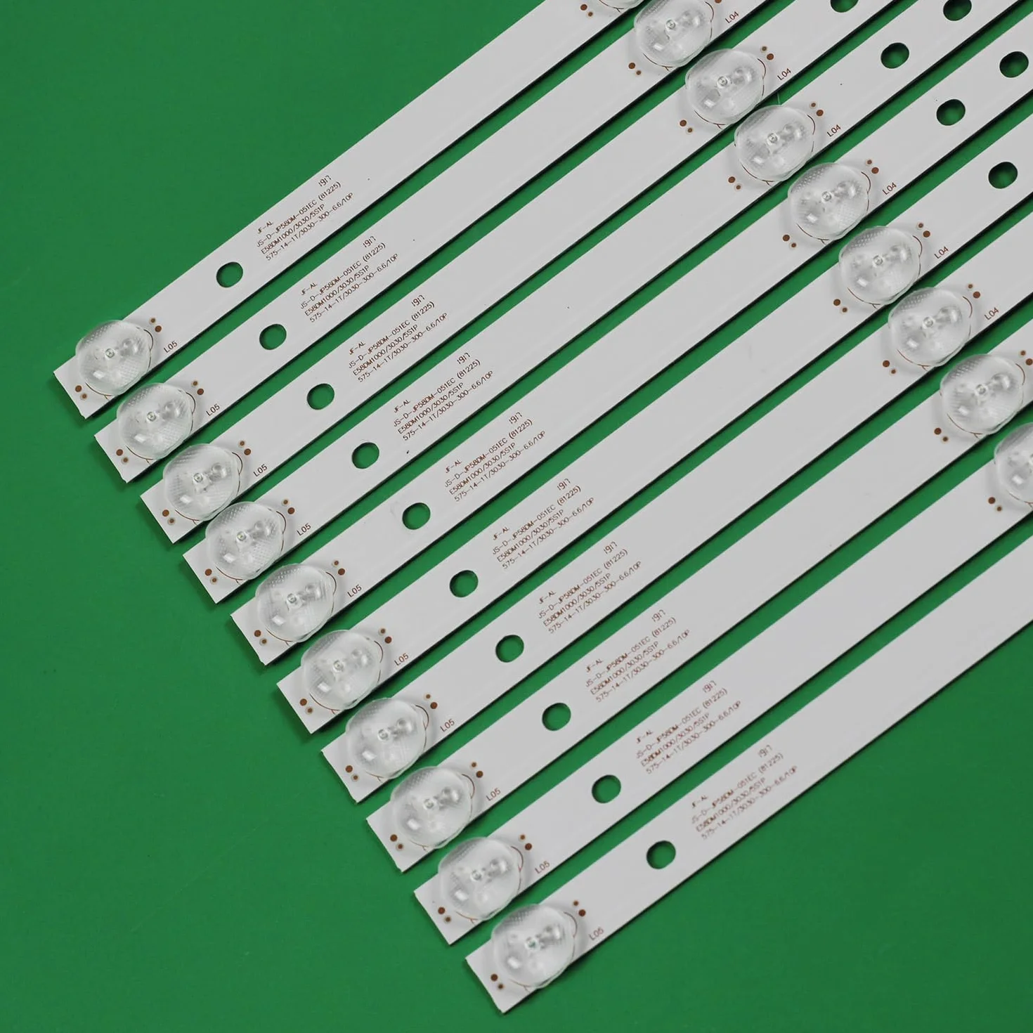 Lot de 10 Bandes LED CELED58419B7 E58DM1200, compatibles Fit for Les systèmes TD K58DLJ10US TVLED584K01 D58-M30 JS-D-JP58DM-051EC (81225) E58DM1000