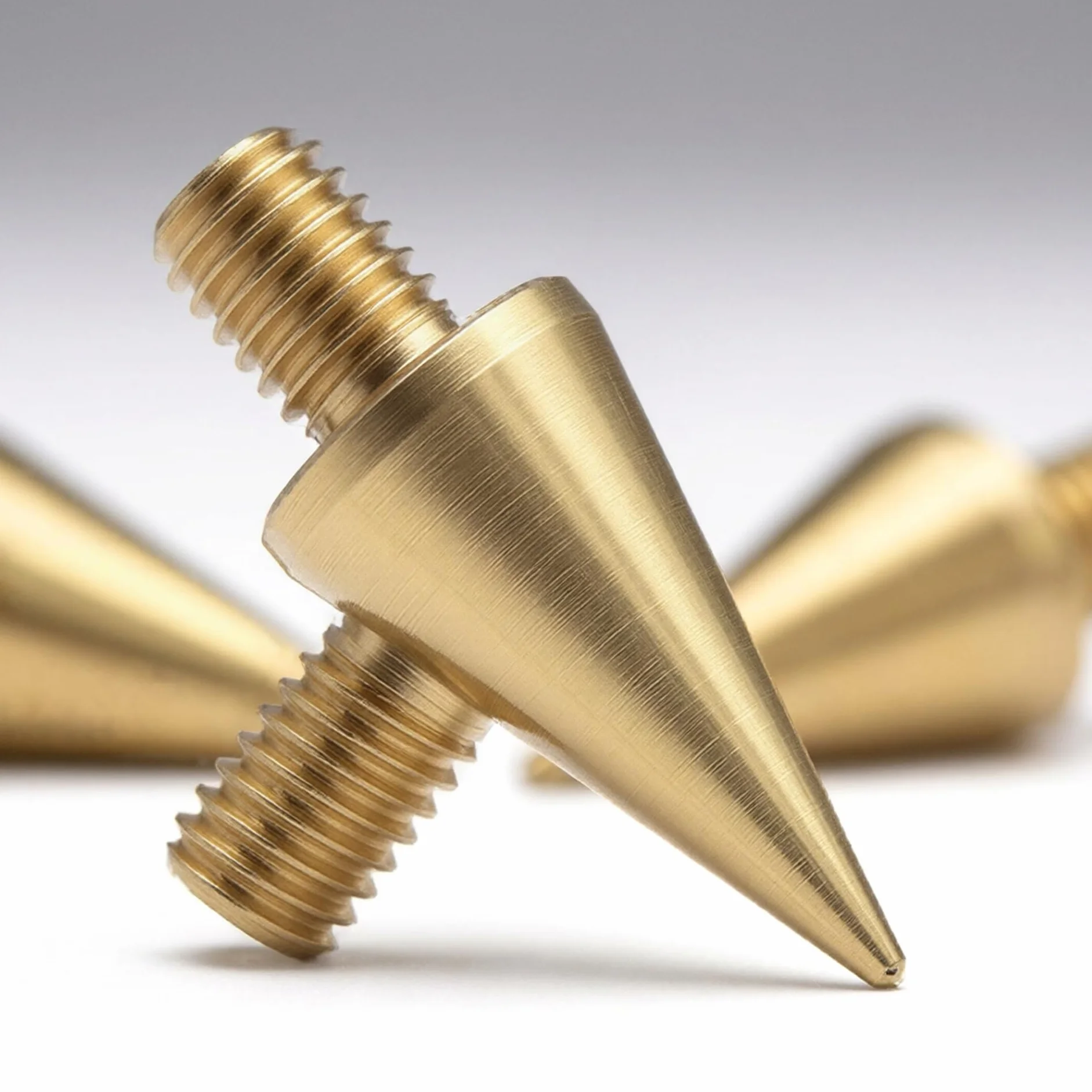 PrecisionGeek - M5 8mm dia Laiton Haut-Parleur Pointes de découplage/Cônes Lot de 4