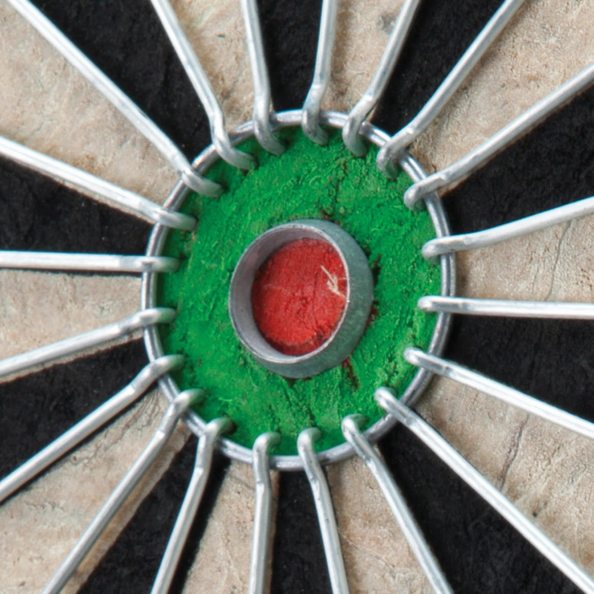 Shot King Jeu de fléchettes Acier Fil d'araignée Radial métal galvanisé 6 fléchettes Noir 45,1 cm