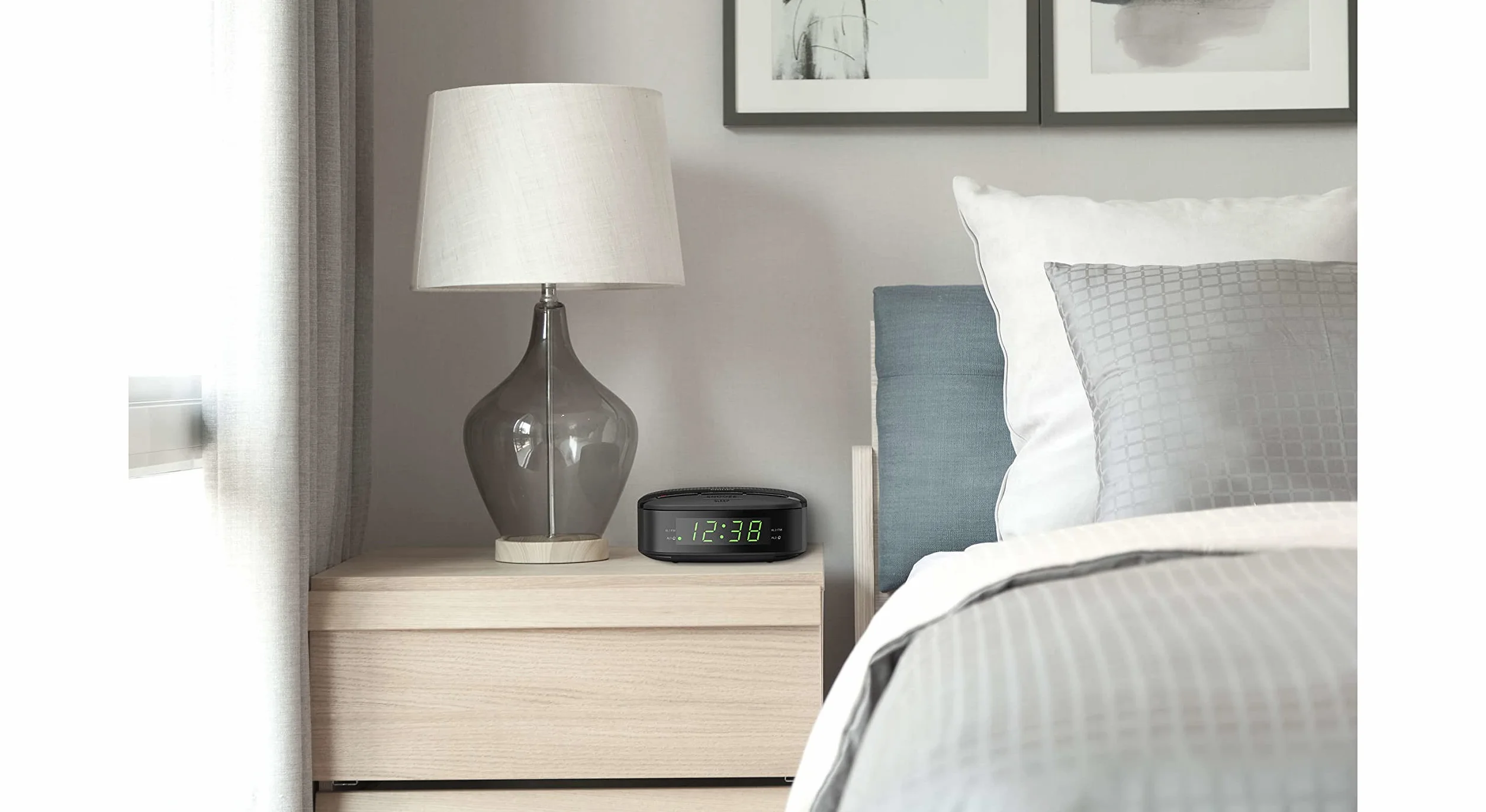 Philips Audio R3205/12 Radio-réveil, Radio FM (Double Alarme, Arrêt programmé, Radio numérique, Forme compacte, Batterie de Secours, Jusqu'à 10 présélection)