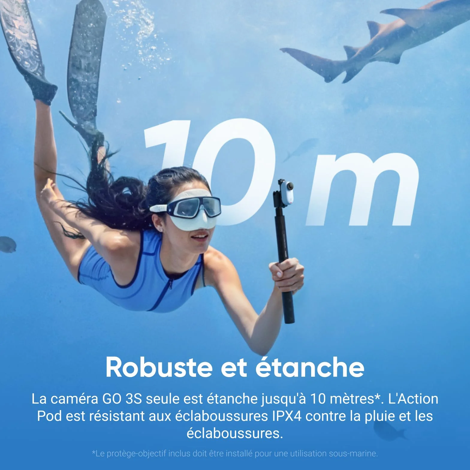Insta360 GO 3S Blanc Arctique (128GB) Pack POV Moto- Petite caméra de vlog 4K, POV Mains Libres, Montage Partout, stabilisation, 140 Min d'autonomie, étanche à 10 m, édition IA, pour Voyage, vlog