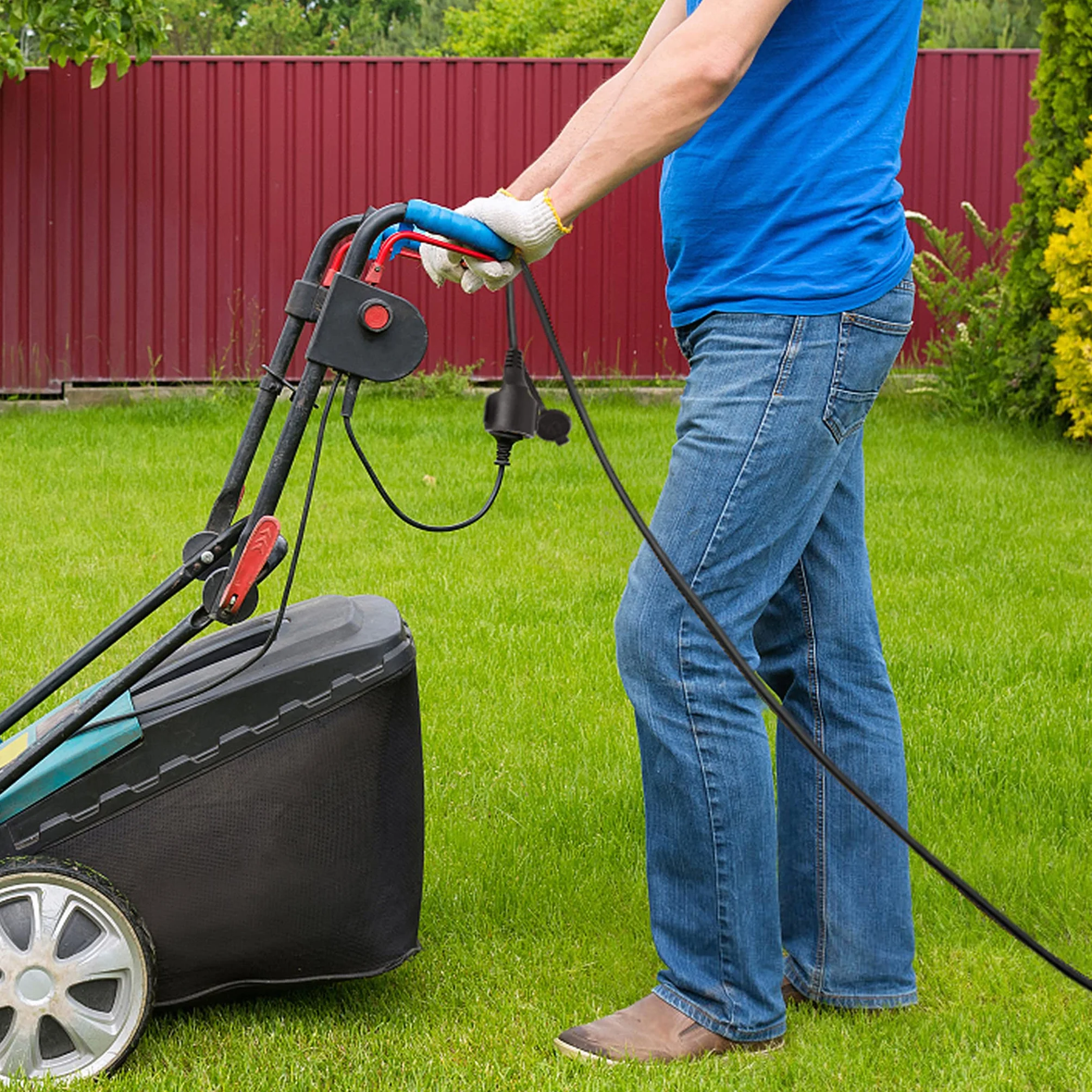 LZQ Rallonge électrique avec capuchon de protection - 30 m - 230 V - IP44 - Pour l'extérieur - Noir