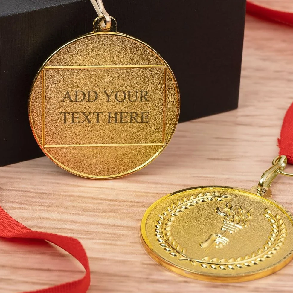 Médaille Personnalisée Métal Gravé Ruban Rouge 5 cm Enfants Adultes