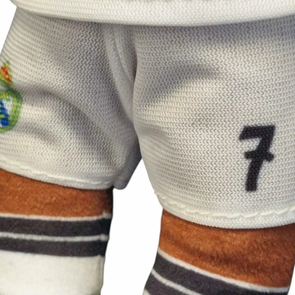 Real Madrid Peluche officielle Vini Jr. Uniforme 2024/25 fan collection