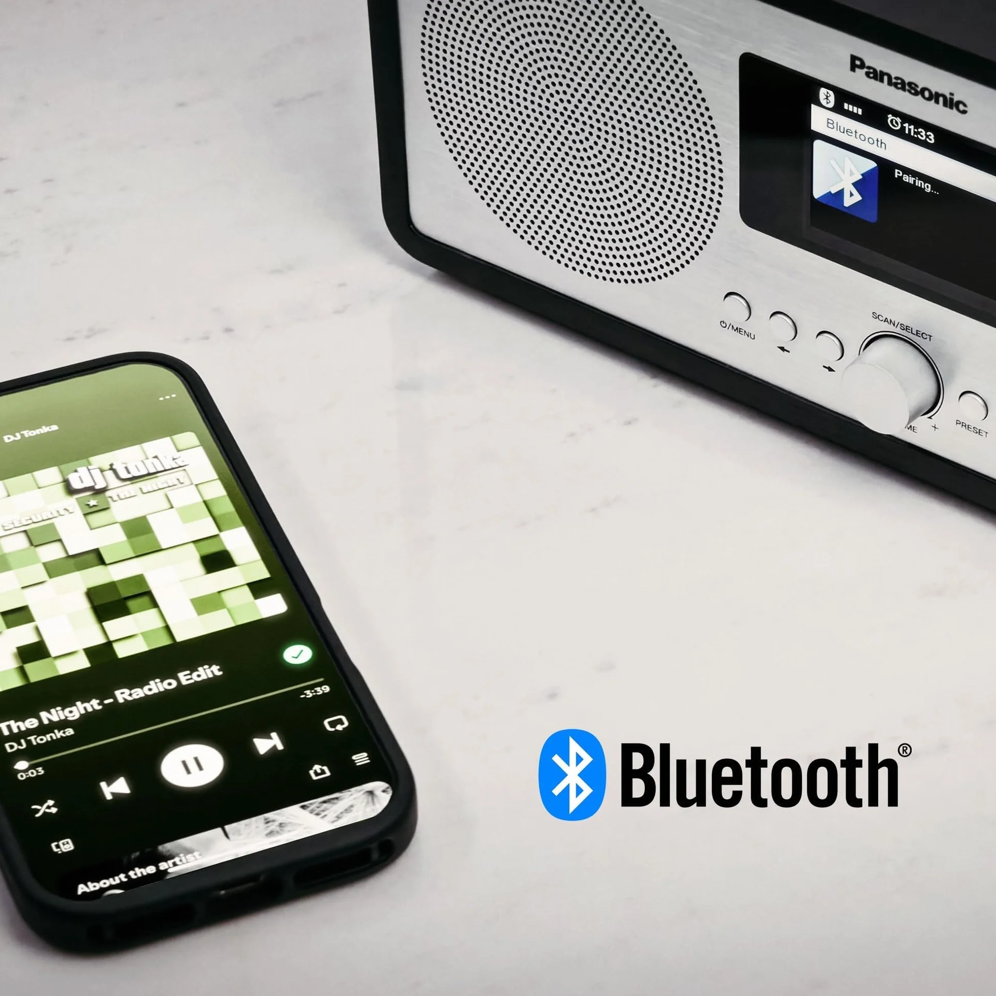 Panasonic RF-D40EG-K Radio Internet et Dab+/FM avec Bluetooth, 6W, Haut-Parleurs de 7,5 cm, Écran Couleur TFT de 2,4, Alarme et Minuterie de Mise en Veille, Télécommande, USB, Wi-FI, Noir