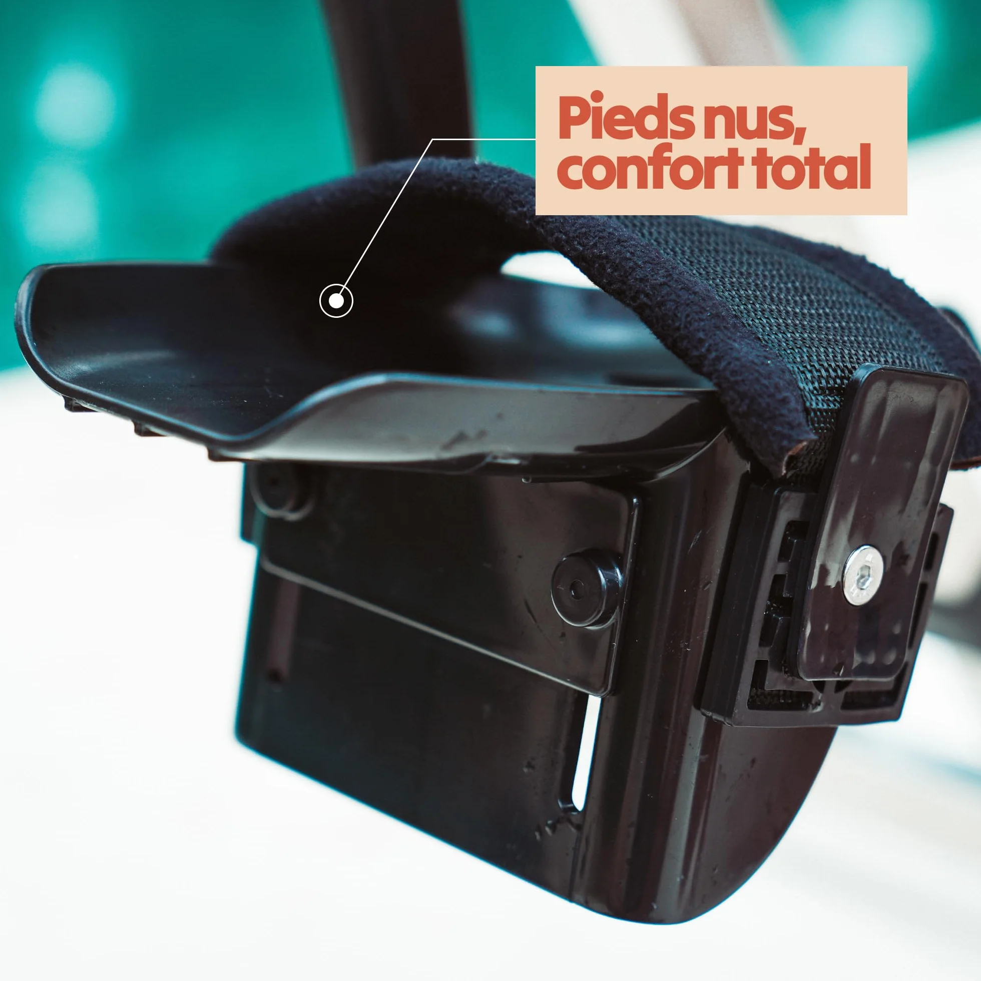 Lovee Aquabike II S'ajuste à Votre Taille 1,5m à 1,98m Selle Confortable Pédalage Réglable Bleu Marine