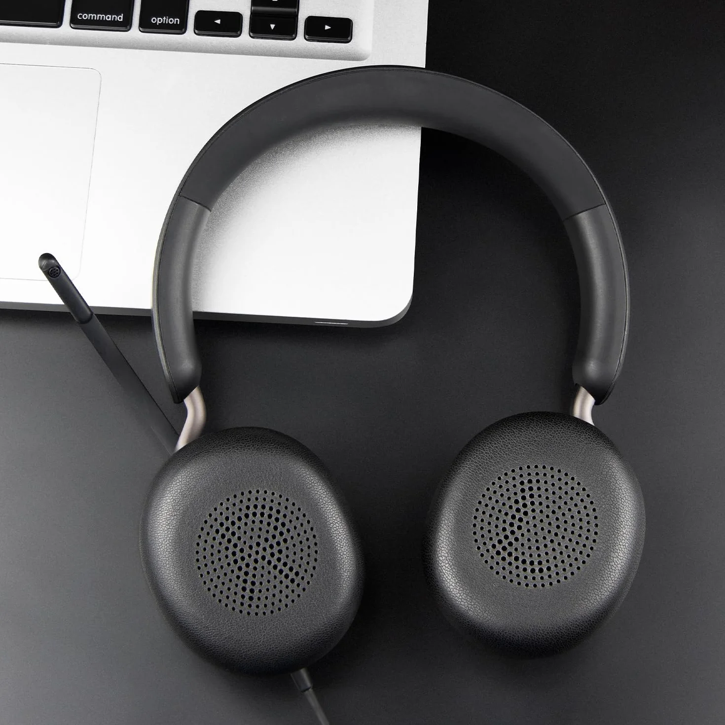 SOULWIT Mousse Coussinets pour Jabra Evolve2 65, Evolve2 40, Elite 45h Casque Supra-auriculaire sans Fil Cuir protéiné Plus Doux