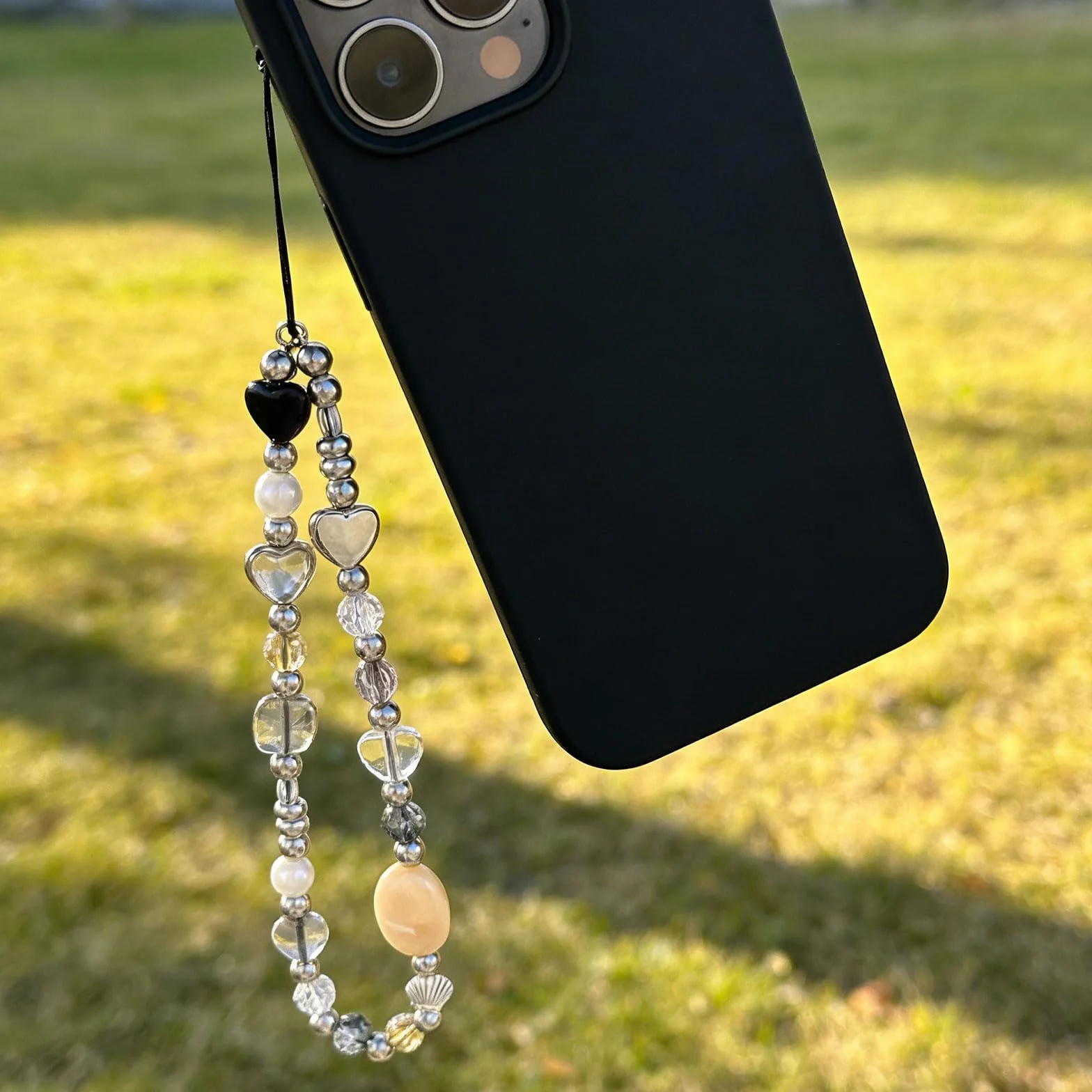 Perlen-Handykette Kurz mit Schleife - Bracelet de téléphone perlé avec nœud Papillon pour Smartphone