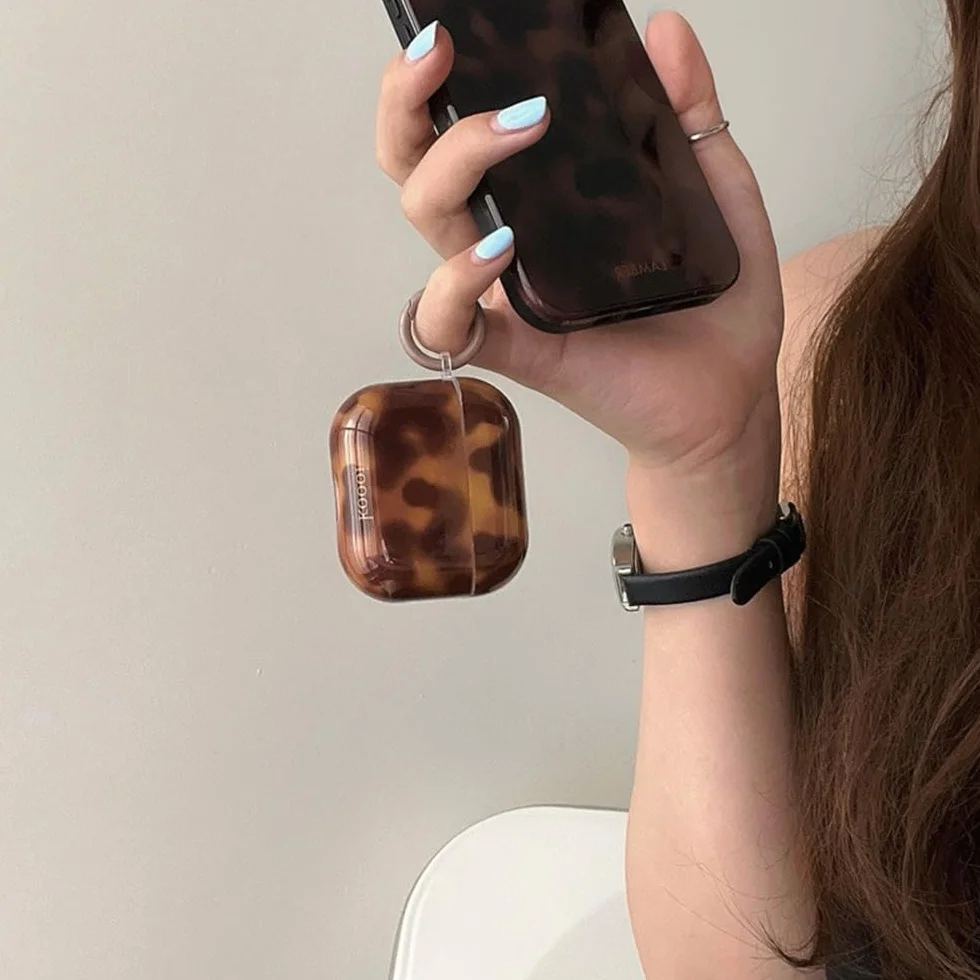 Coque AirPods 4 Génération Antichoc Kit Nettoyage Ambre Motif Brown Design Aesthetic