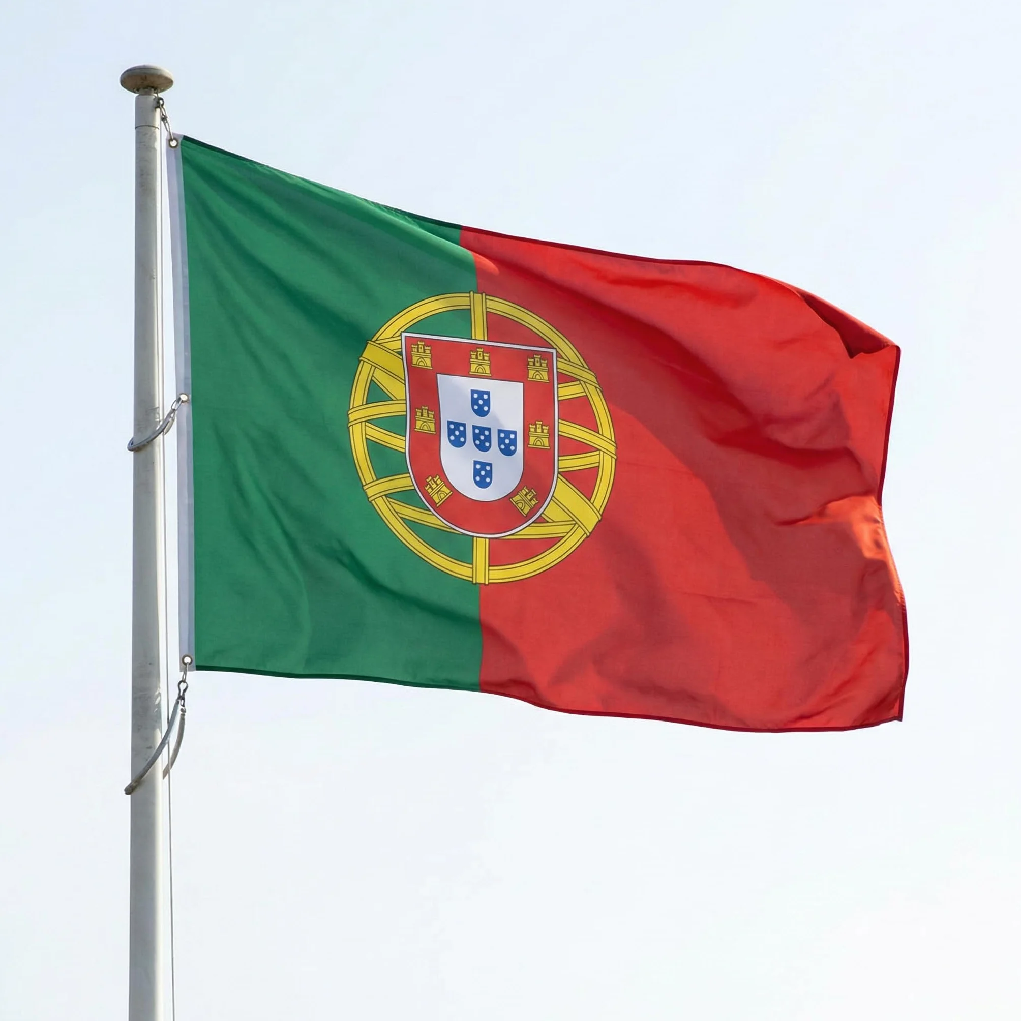 Drapeau Portugal XXL 150x250 cm avec autocollant et 3 œillets métalliques