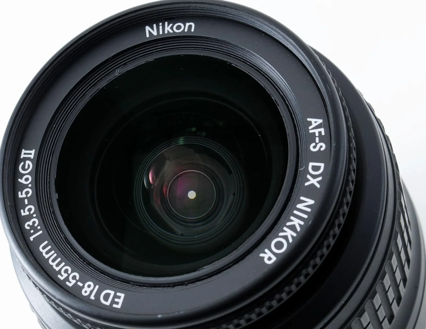 Nikon AF-S DX Zoom-Nikkor 18-55 mm 1:3.5-5.6G Ed II Objectif Noir (renouvelé)